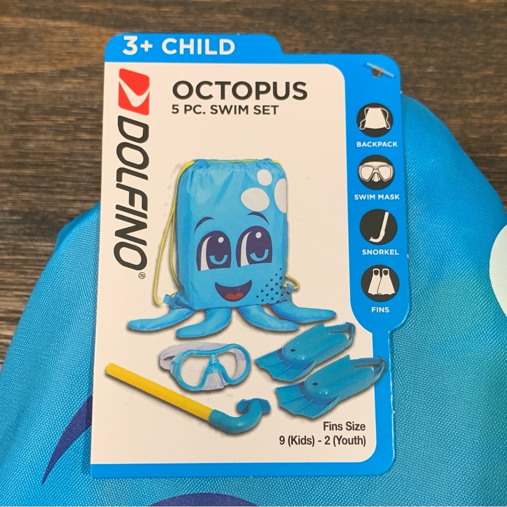 New! Dolfino little kids swim set - swim mask, snorkel, fins flippers, backpack